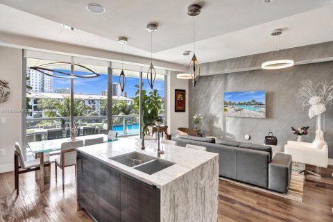 Copropriété à vendre à Aventura, Floride: 3 chambres, 226.77 m2 № 2171968 - photo 2