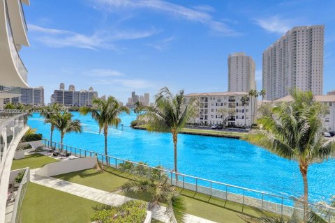 Copropriété à vendre à Aventura, Floride: 3 chambres, 226.77 m2 № 2171968 - photo 14