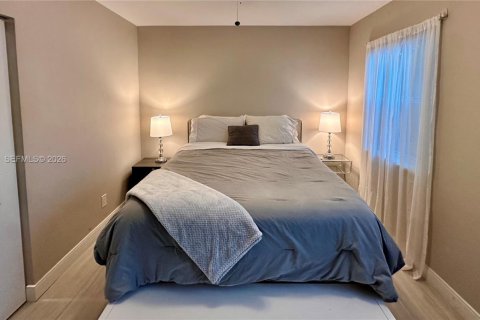 Villa ou maison à vendre à Fort Lauderdale, Floride: 3 chambres, 165.83 m2 № 2025200 - photo 18