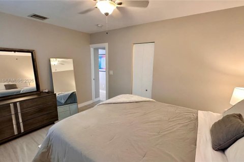 Villa ou maison à vendre à Fort Lauderdale, Floride: 3 chambres, 165.83 m2 № 2025200 - photo 21