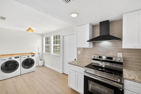 Villa ou maison à vendre à Bartow, Floride: 3 chambres, 98.1 m2 № 1823036 - photo 10