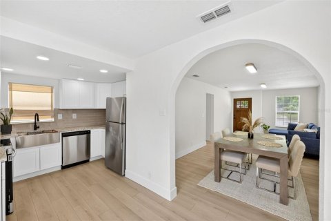 Villa ou maison à vendre à Bartow, Floride: 3 chambres, 98.1 m2 № 1823036 - photo 9