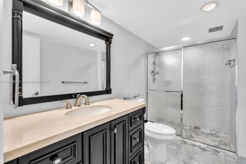 Купить кондоминиум в Халландейл-Бич, Флорида 2 спальни, 181.62м2, № 1963723 - фото 26