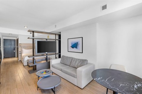 Copropriété à vendre à Miami, Floride: 39.95 m2 № 2424886 - photo 15