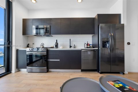 Copropriété à vendre à Miami, Floride: 39.95 m2 № 2424886 - photo 10