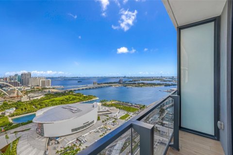 Studio à Condo à Miami, Floride  № 2424886