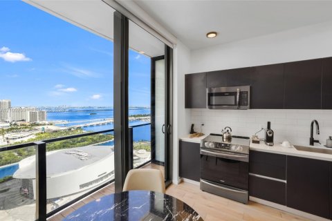 Copropriété à vendre à Miami, Floride: 39.95 m2 № 2424886 - photo 12