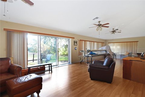 Casa en alquiler en Leesburg, Florida, 3 dormitorios, 266.54 m2 № 2105541 - foto 9