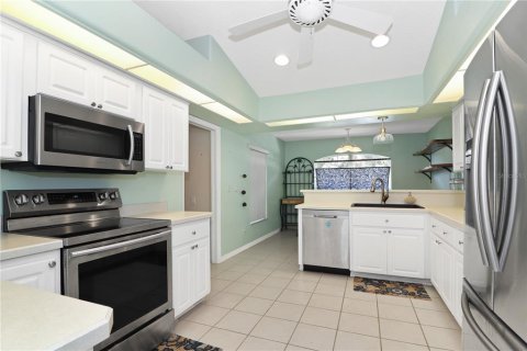 Casa en alquiler en Leesburg, Florida, 3 dormitorios, 266.54 m2 № 2105541 - foto 11