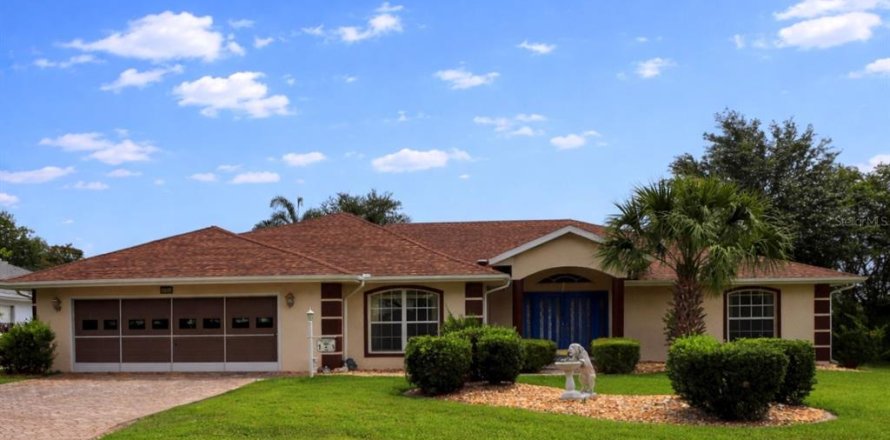 Casa en Leesburg, Florida 3 dormitorios, 266.54 m2 № 2105541