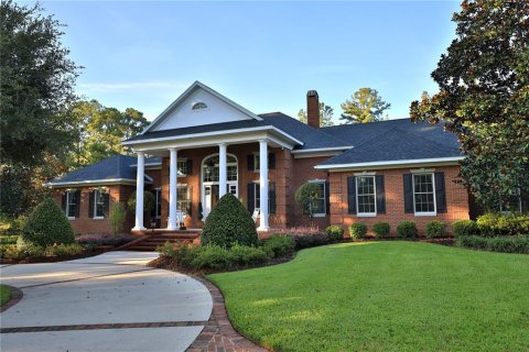 Casa en Ocala, Florida 4 dormitorios, 487.83 m2 № 2372836
