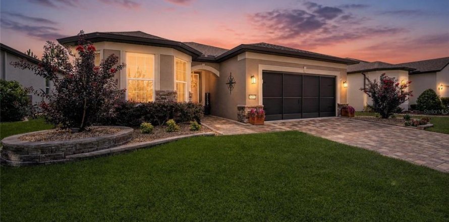 Villa ou maison à Ocala, Floride 2 chambres, 178.65 m2 № 2231911