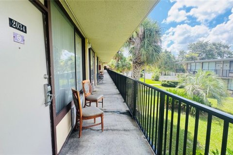 Снять в аренду квартиру в Орландо, Флорида 3 комнаты, 25.64м2, № 1800248 - фото 2