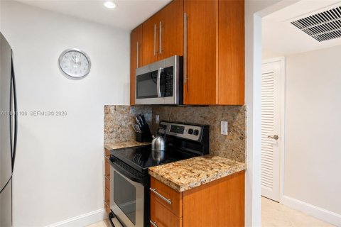 Copropriété à louer à Miami Beach, Floride: 1 chambre, 78.97 m2 № 2269945 - photo 7