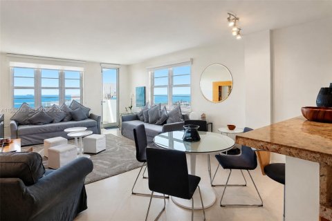 Copropriété à louer à Miami Beach, Floride: 1 chambre, 78.97 m2 № 2269945 - photo 2