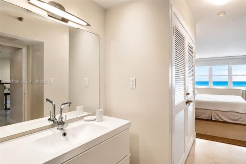 Copropriété à louer à Miami Beach, Floride: 1 chambre, 78.97 m2 № 2269945 - photo 11