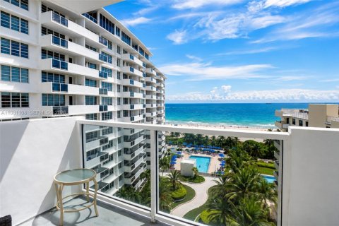 Copropriété à louer à Miami Beach, Floride: 1 chambre, 78.97 m2 № 2269945 - photo 17