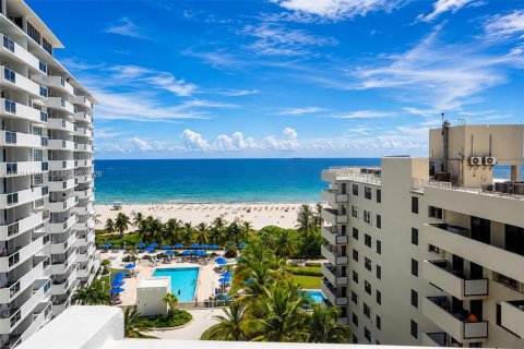 Condo à Miami Beach, Floride, 1 chambre  № 2269945