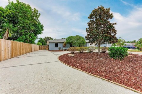 Casa en alquiler en Bradenton, Florida, 3 dormitorios, 177.63 m2 № 1881430 - foto 4
