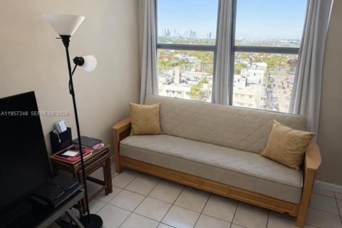 Купить кондоминиум в Майами-Бич, Флорида 52.58м2, № 2019771 - фото 13