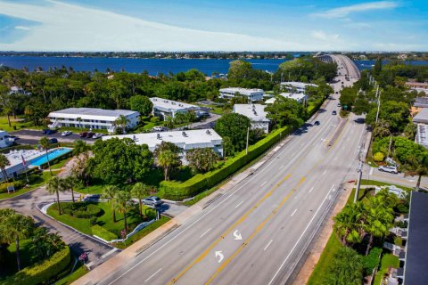 Copropriété à vendre à Stuart, Floride: 2 chambres, 93.37 m2 № 2083409 - photo 19