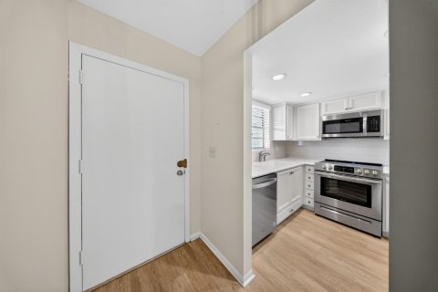 Copropriété à vendre à Stuart, Floride: 2 chambres, 93.37 m2 № 2083409 - photo 3