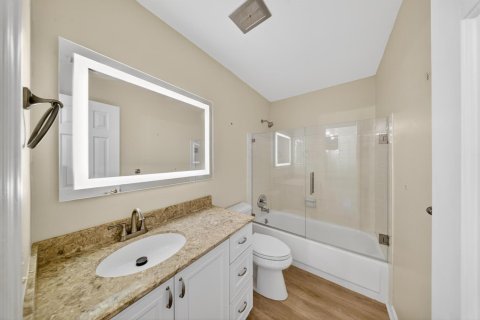 Copropriété à vendre à Stuart, Floride: 2 chambres, 93.37 m2 № 2083409 - photo 18