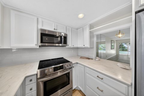 Copropriété à vendre à Stuart, Floride: 2 chambres, 93.37 m2 № 2083409 - photo 6