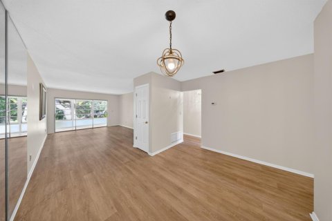 Copropriété à vendre à Stuart, Floride: 2 chambres, 93.37 m2 № 2083409 - photo 7