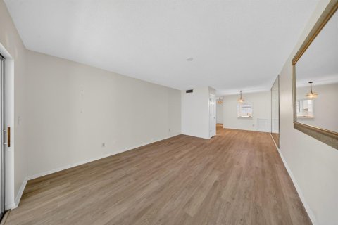 Copropriété à vendre à Stuart, Floride: 2 chambres, 93.37 m2 № 2083409 - photo 9