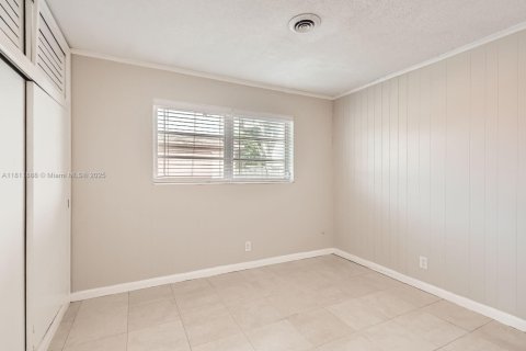 House in Sunrise, Florida 4 bedrooms, 149.48 sq.m. № 1948833 - photo 17