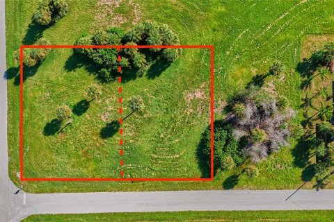 Terreno en venta en Placida, Florida № 1910537 - foto 3