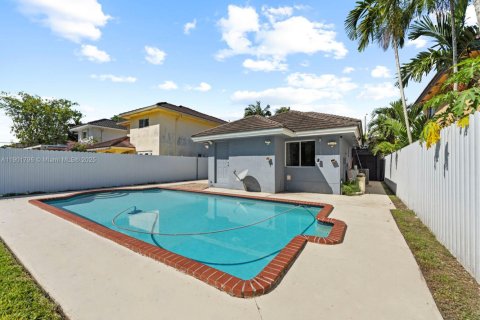 Villa ou maison à vendre à Miami, Floride: 3 chambres, 115.29 m2 № 1954227 - photo 26