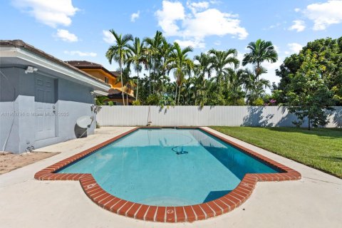 Villa ou maison à vendre à Miami, Floride: 3 chambres, 115.29 m2 № 1954227 - photo 24
