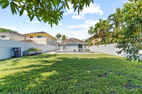Villa ou maison à vendre à Miami, Floride: 3 chambres, 115.29 m2 № 1954227 - photo 30