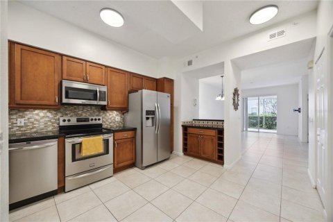 Condo in Sarasota, Florida, 2 bedrooms  № 2137941 - photo 5