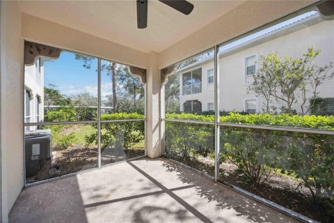 Condo in Sarasota, Florida, 2 bedrooms  № 2137941 - photo 14