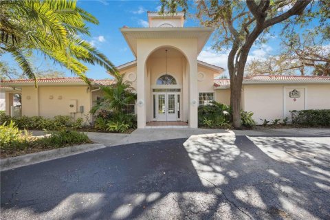 Condo in Sarasota, Florida, 2 bedrooms  № 2137941 - photo 20