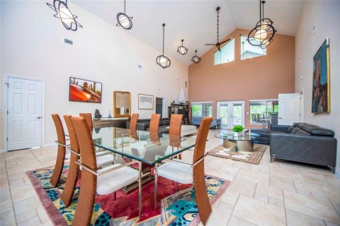 Villa ou maison à vendre à Clermont, Floride: 4 chambres, 259.57 m2 № 2413674 - photo 5