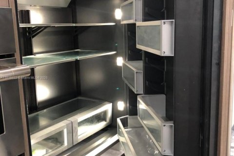 Casa en venta en Doral, Florida, 3 dormitorios, 204.76 m2 № 1942974 - foto 4