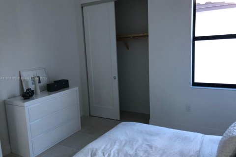 Casa en venta en Doral, Florida, 3 dormitorios, 204.76 m2 № 1942974 - foto 15