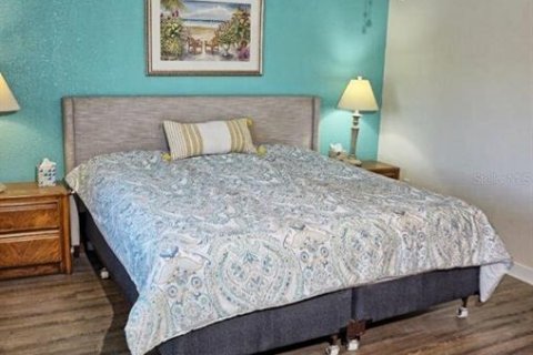 Condo in Lutz, Florida, 2 bedrooms  № 2231708 - photo 23