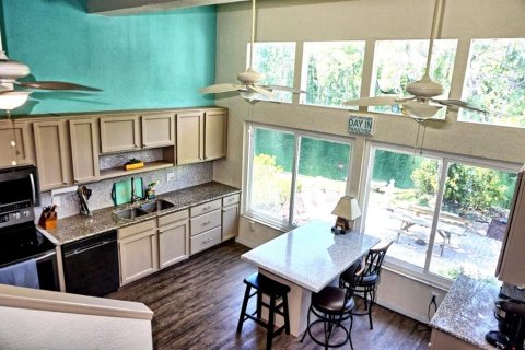 Condo in Lutz, Florida, 2 bedrooms  № 2231708 - photo 14