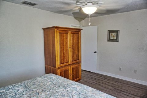 Condo in Lutz, Florida, 2 bedrooms  № 2231708 - photo 25
