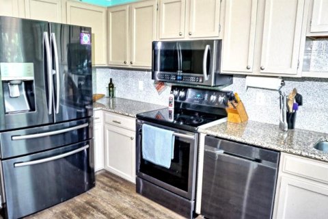 Condo in Lutz, Florida, 2 bedrooms  № 2231708 - photo 20