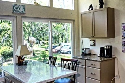 Condo in Lutz, Florida, 2 bedrooms  № 2231708 - photo 18