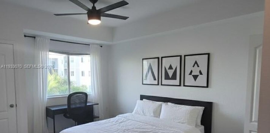 Condo à South Miami, Floride, 2 chambres  № 1991109