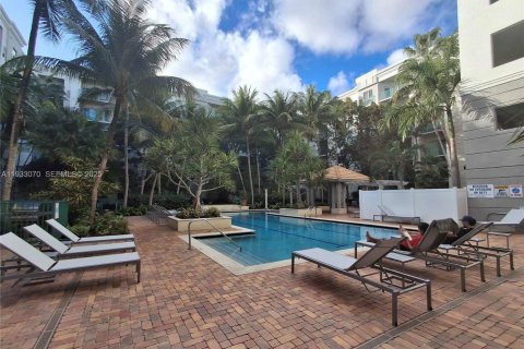 Copropriété à louer à South Miami, Floride: 2 chambres, 93.83 m2 № 1991109 - photo 12