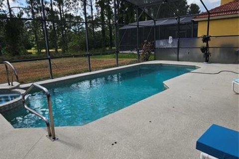 House in Davenport, Florida 4 bedrooms, 192.03 sq.m. № 1684968 - photo 9