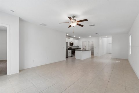 House in Wesley Chapel, Florida 5 bedrooms, 221.94 sq.m. № 2143081 - photo 25